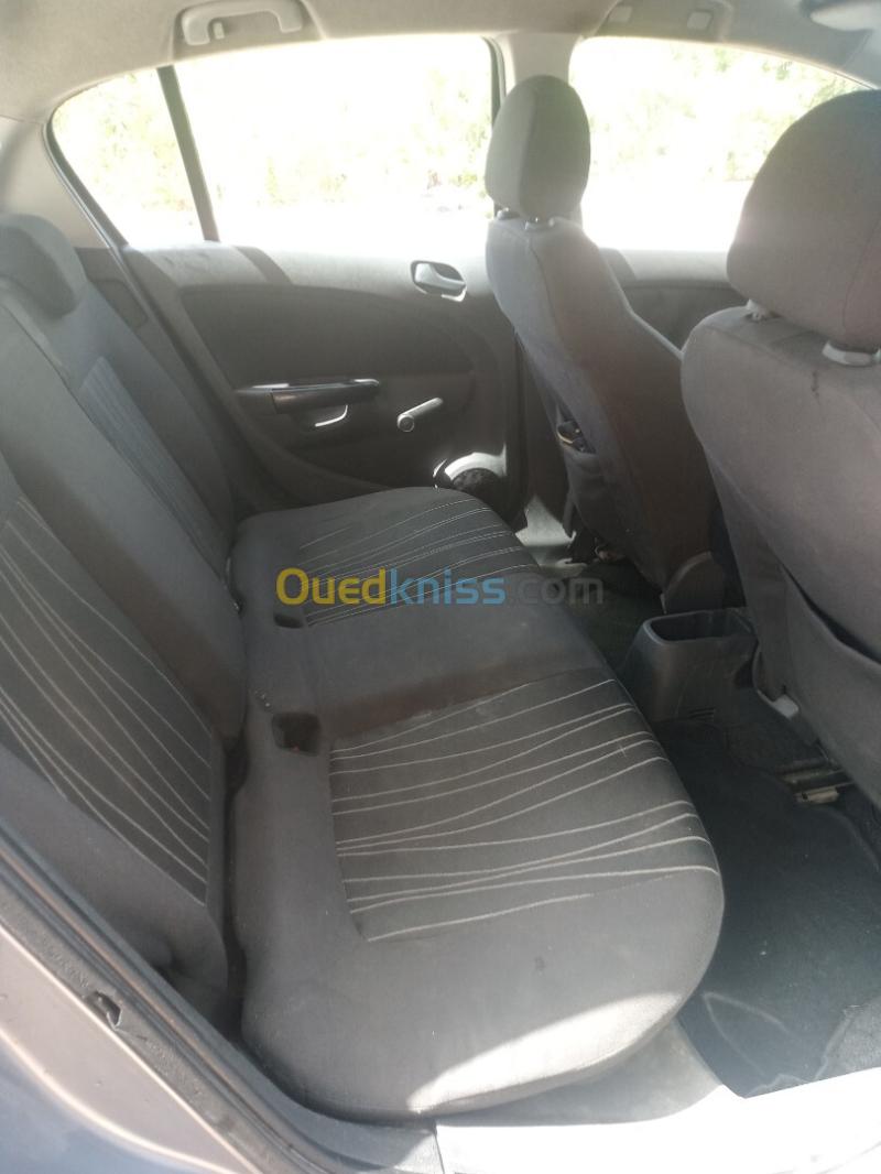 Opel Corsa 2009 Corsa 3