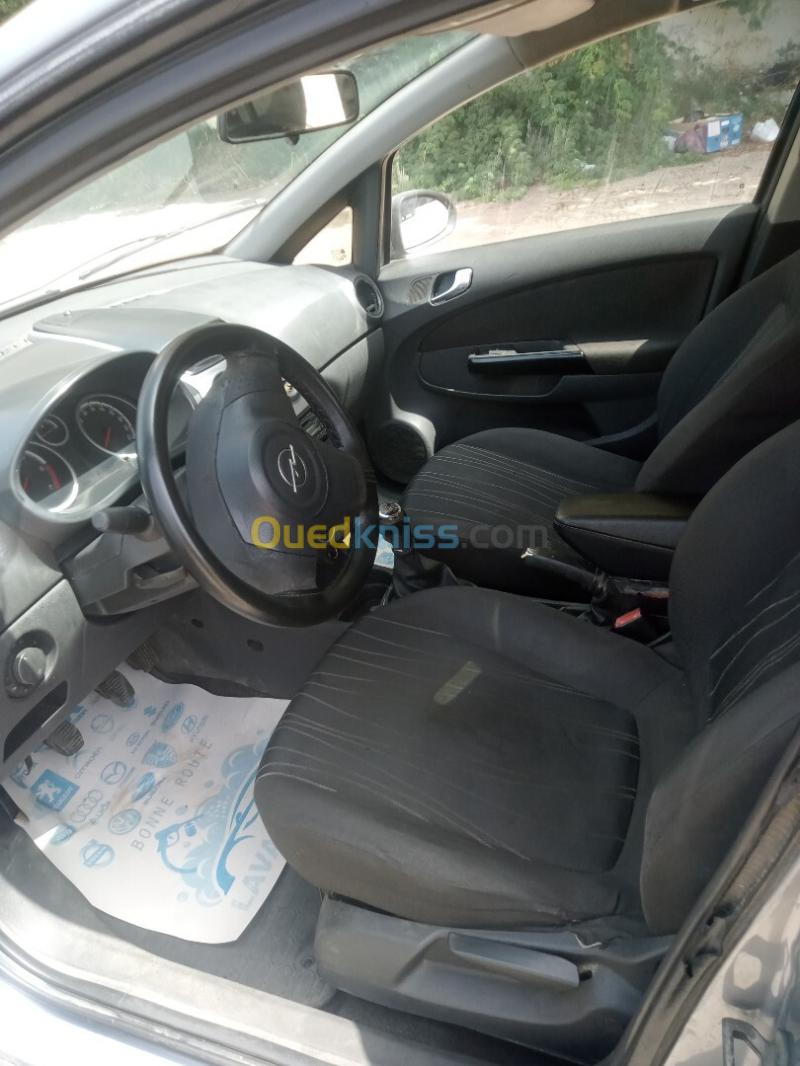 Opel Corsa 2009 Corsa 4