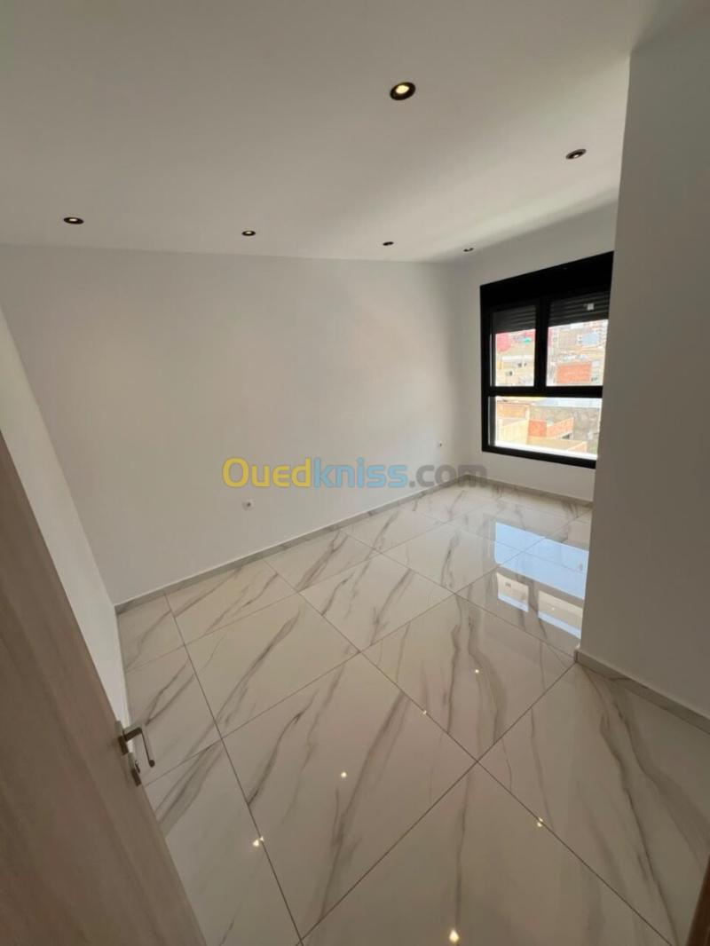 Vente Appartement Studio F2 F3 Oran Oran 11