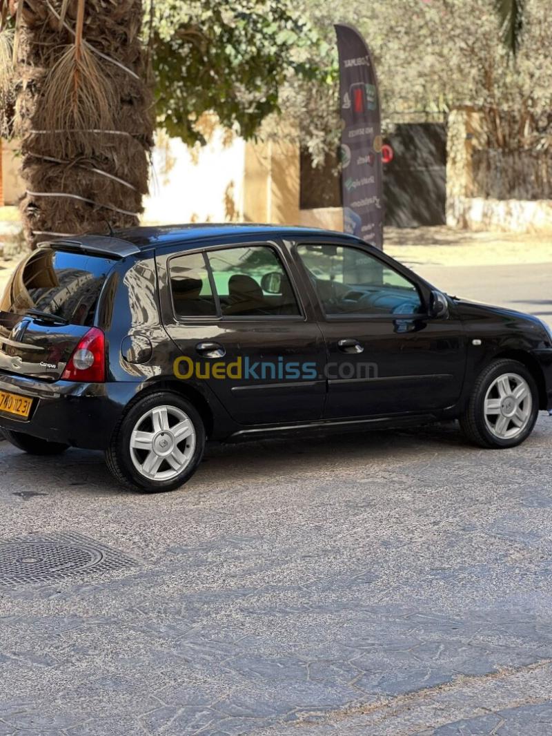 Renault Clio Campus 2012 Clio Campus 2