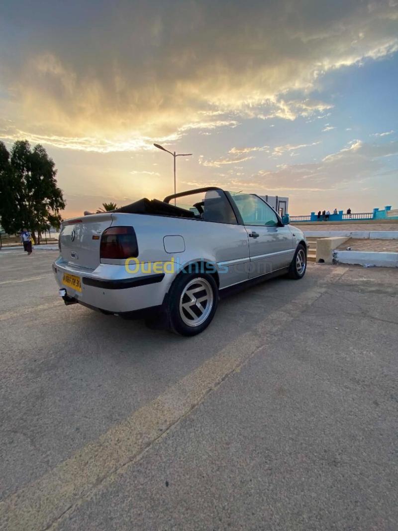 Volkswagen Golf 4 1998 Cabriolets 3
