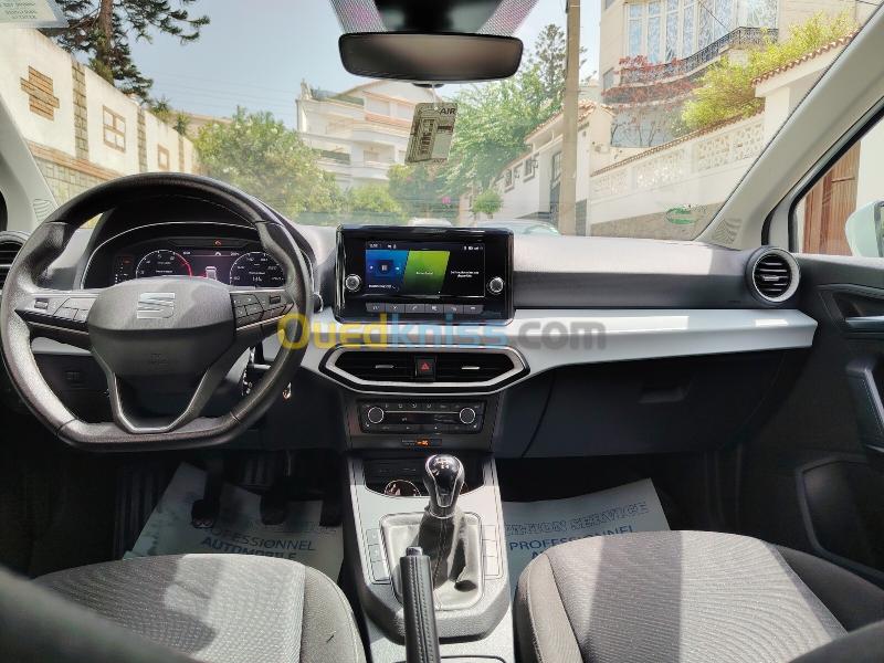 Seat Ibiza 2022 Advanced + 9