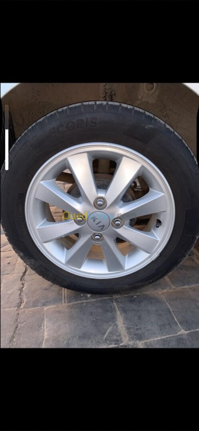 Kia Picanto 2015 Style 9
