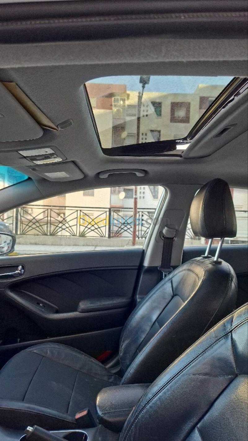 Kia Cerato 2014 SX Premium 23