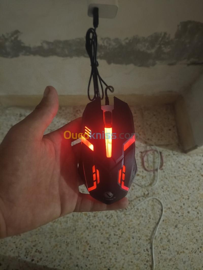 Combo clavirr souris gaming RGB 4