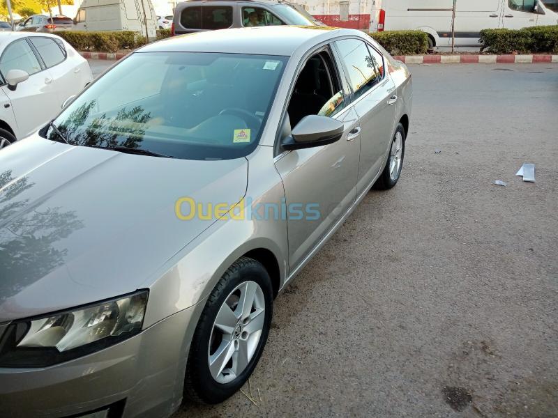 Skoda Octavia 2016 Ambiente 8