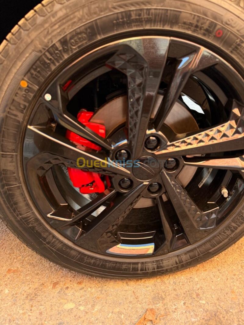 Geely Coolray 2026  5