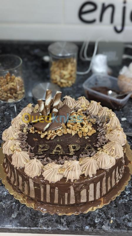  Cake anniversaire sur commande 