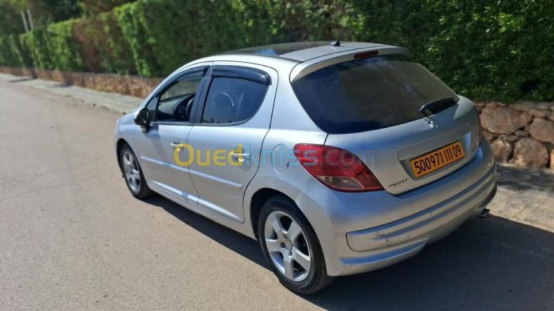 Peugeot 207 2011 Allure 5