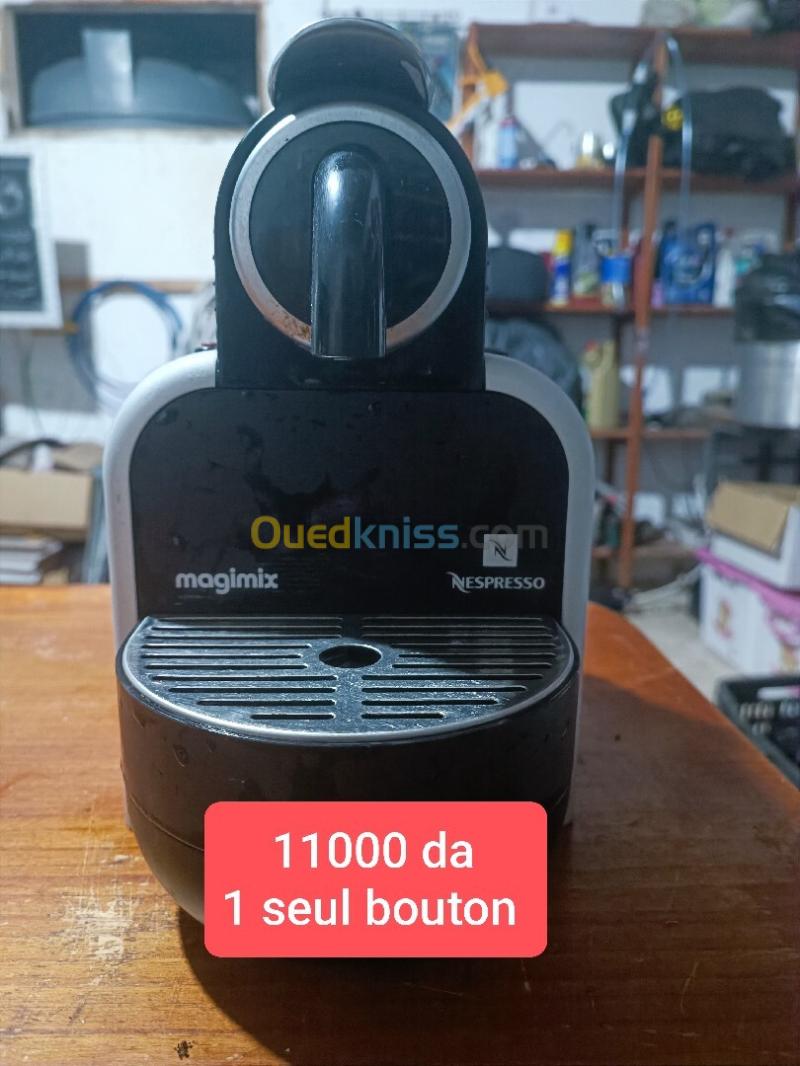 Machine à café Nespresso . للبيع آلة قهوة بالكبسولات من علامة نسبريسو. راجع أسفل الإعلان الاسعار 9