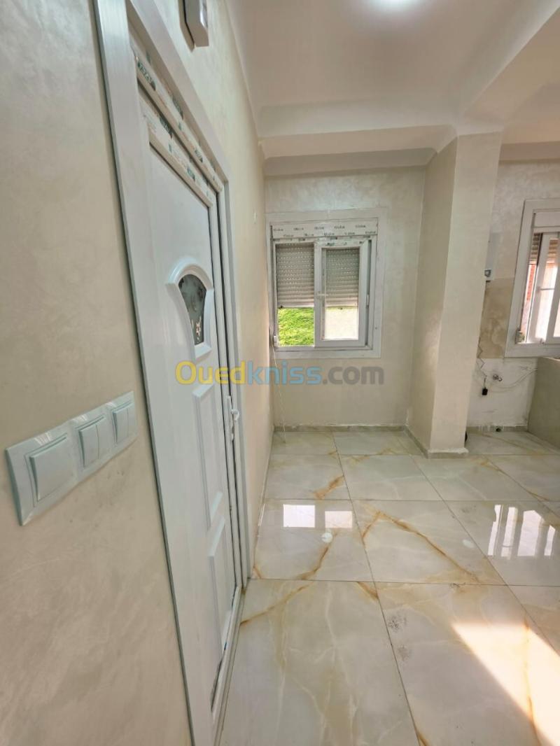 Location Appartement Niveau de villa F2 Tipaza Kolea 5