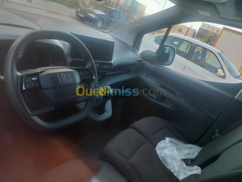 Fiat Doblo 2024  4