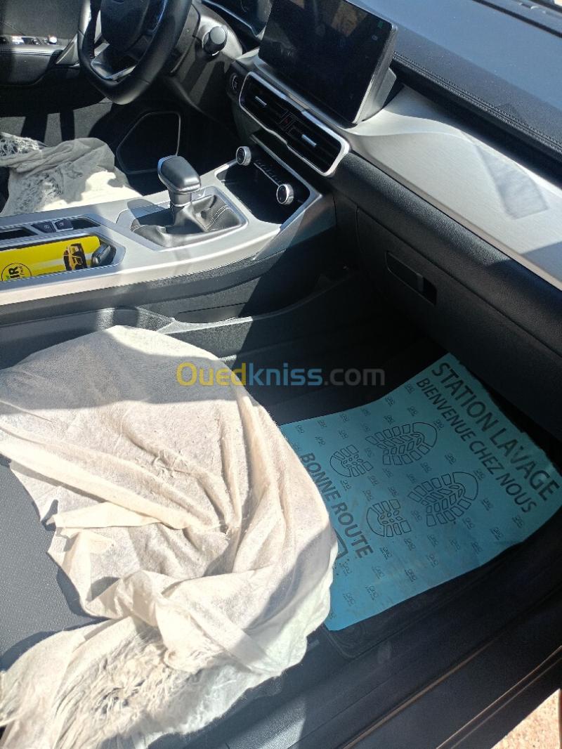 Geely Coolray 2026 Super Max  14