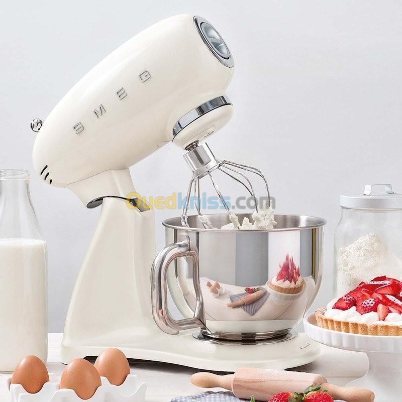 Robot petrin Smeg SMF05CREU Multifonctions Crème - 1000 W - 10 positions - 4.8L 4