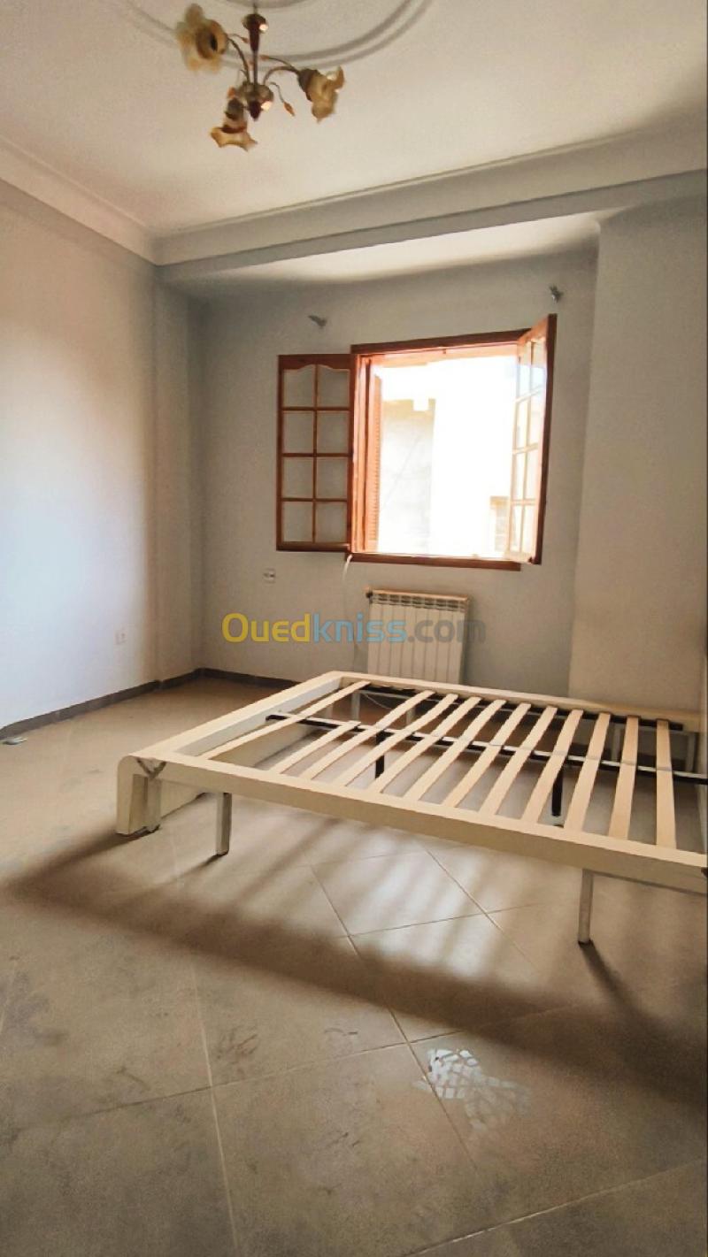 Location Appartement Niveau de villa F4 Alger Saoula