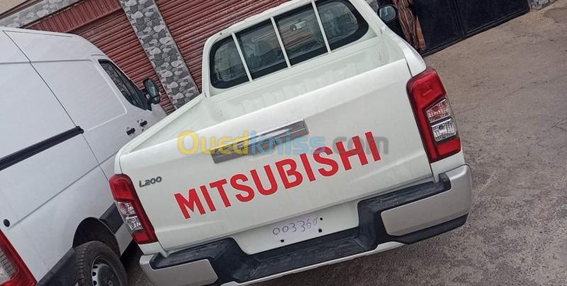  Mitsubishi L200 2022 Doube cabine Evolution