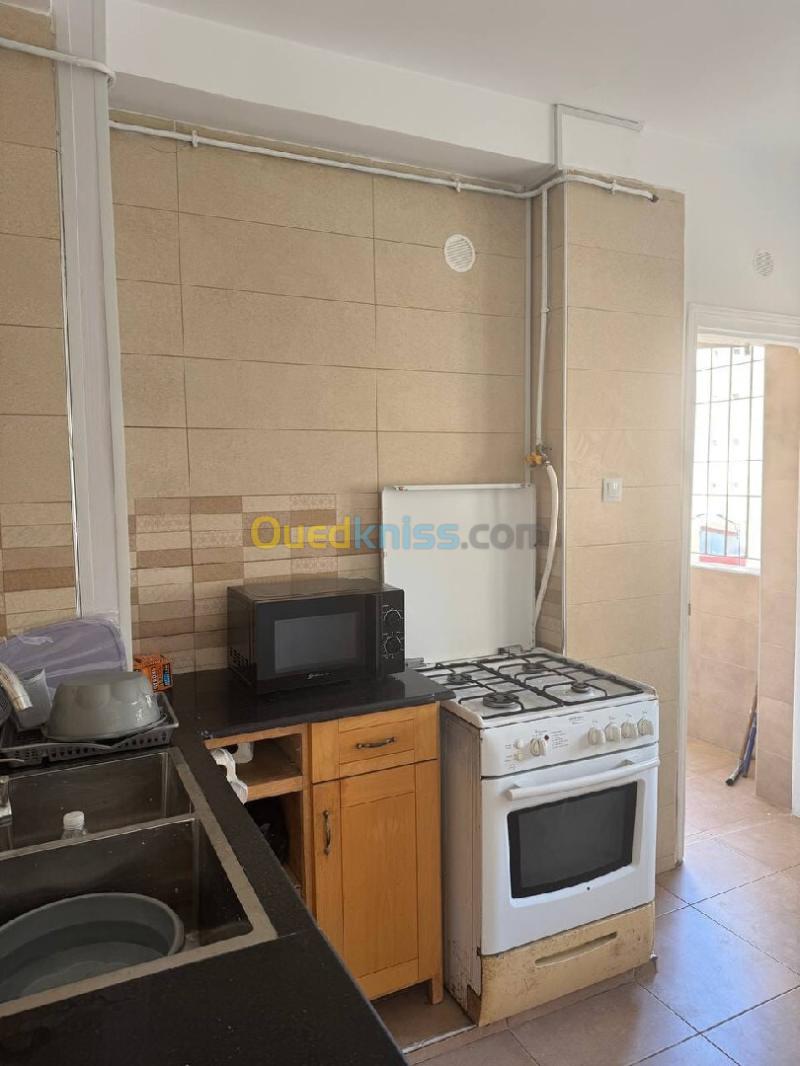 Location vacances Appartement F3 Alger Bab ezzouar 7