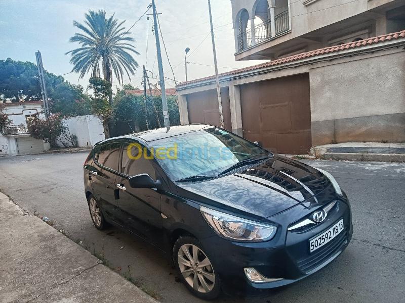 Hyundai Accent RB  4 portes 2018 GL+ 3