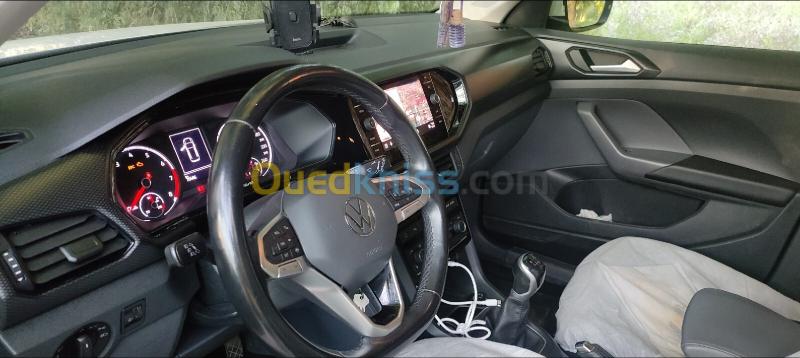Volkswagen t cross 2021 Live plus 7
