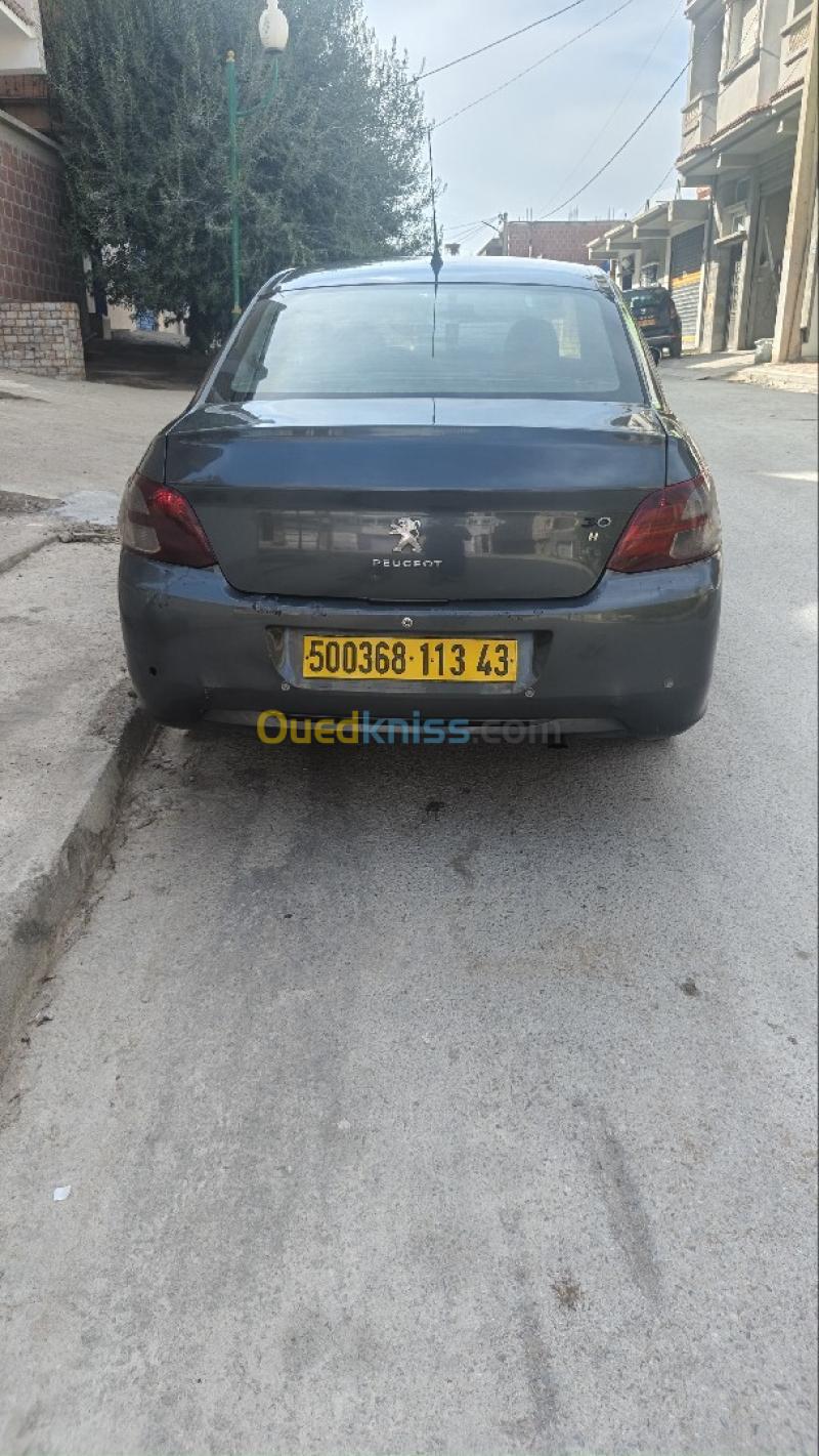 Peugeot 301 2013 Allure 2