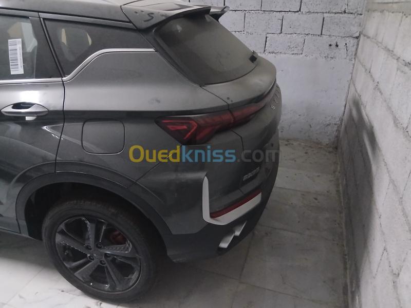 Geely Coolray 2026  10