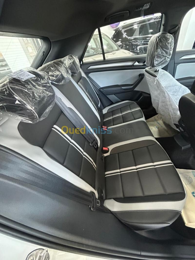 Volkswagen T-Roc 2026 R-Line  7