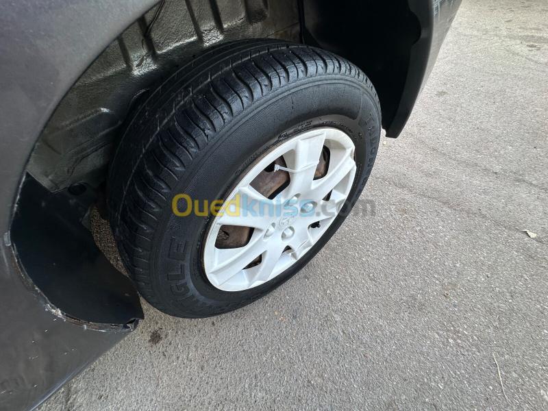 Peugeot 206 Plus 2012 206 Plus 12