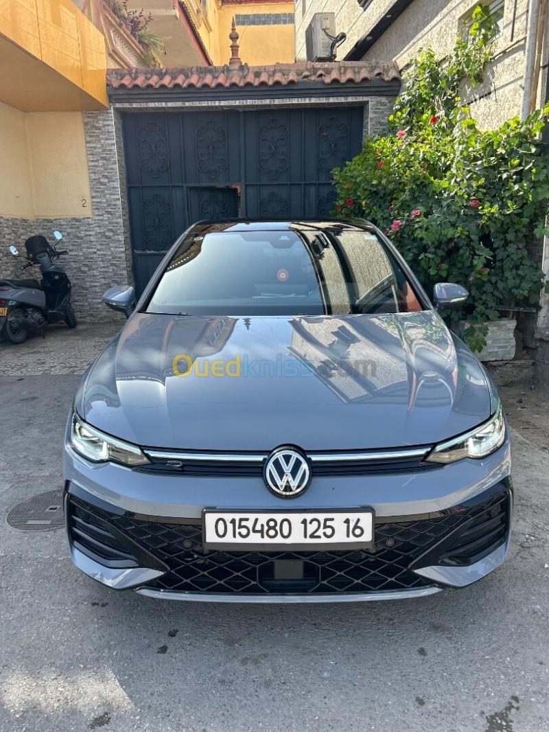 Volkswagen Golf 8.5 2025  4