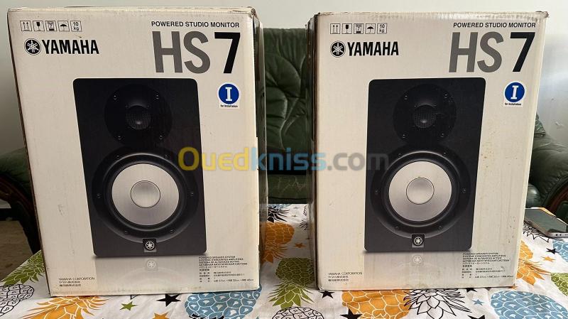  2 Enceintes De monitoring Yamaha Hs7