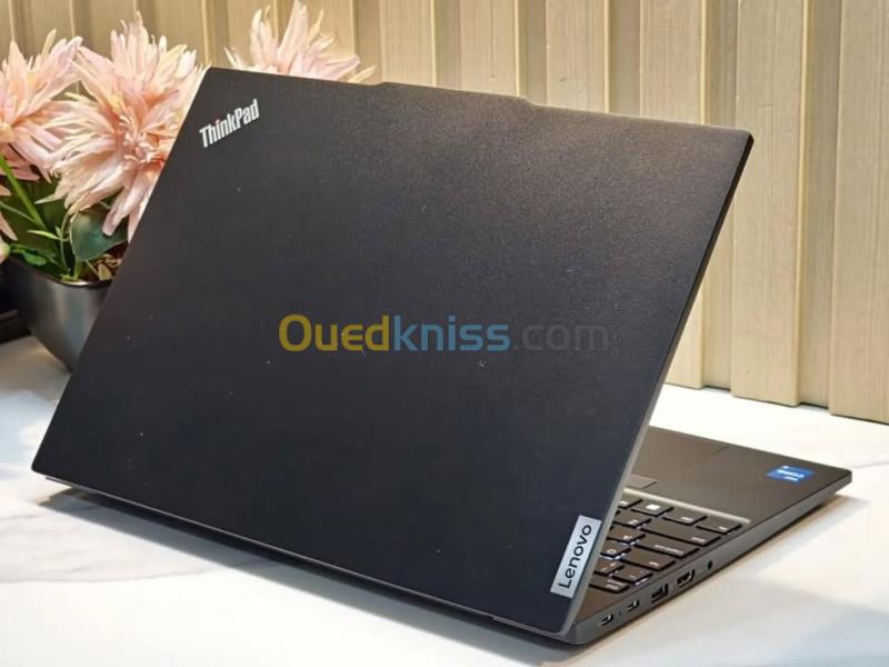 LENOVO THINKPAD E16 GEN 2/I5-1345U 5GHZ/RAM 16GB/256GB SSD/ECRAN 16 POUCE IPS