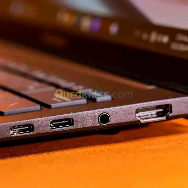 ASUS ZENBOOK  14  OLED/32GB  DDR5 8800MHZ/1TB  SSD NVEM/AMD RADEON 840M 4GB/ECRAN 14 POUCE 3K  OLED 90HZ 6