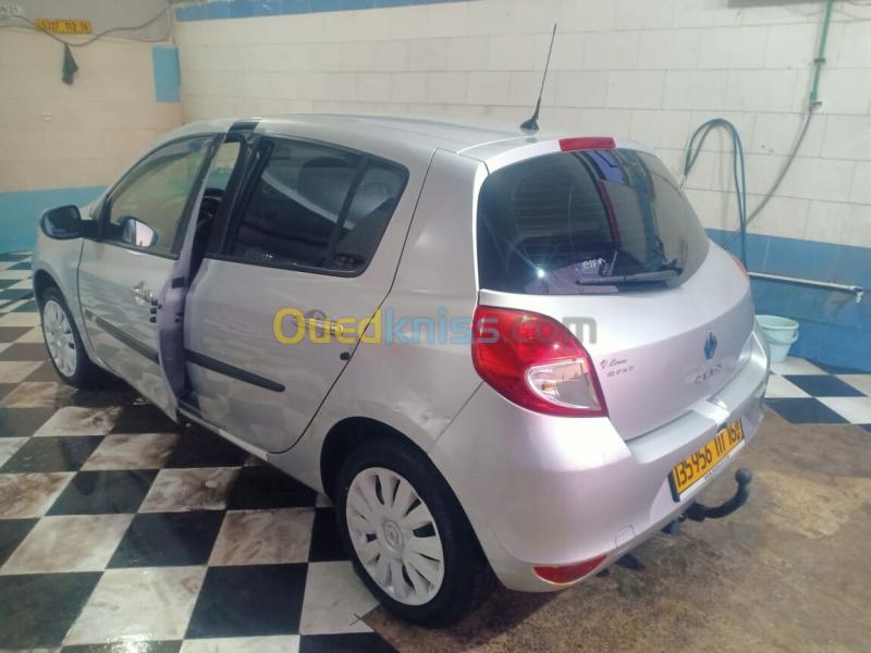 Renault Clio 3 2011  3