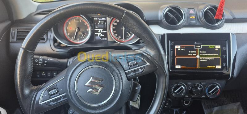 Suzuki Swift 2023 Hybride 7