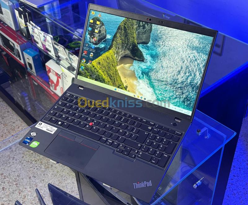 THINKPAD L15 TACTILE  / INTEL I5 12 EME / 16G / 256 / 15.6 FHD +CARTABLE
