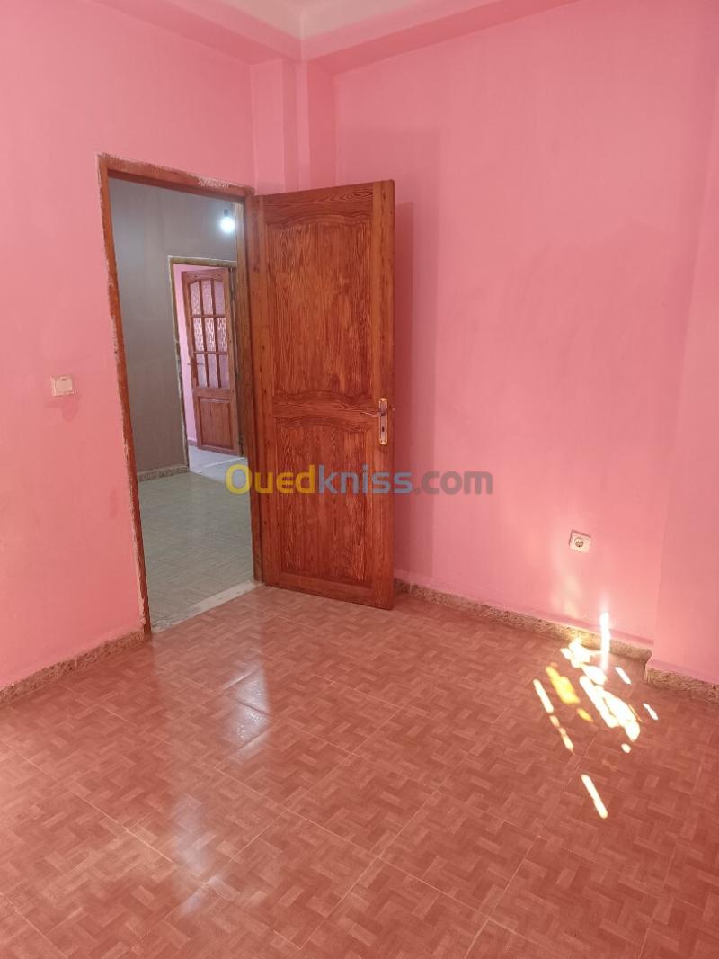 Location Appartement Niveau de villa F3 Alger Douera 6