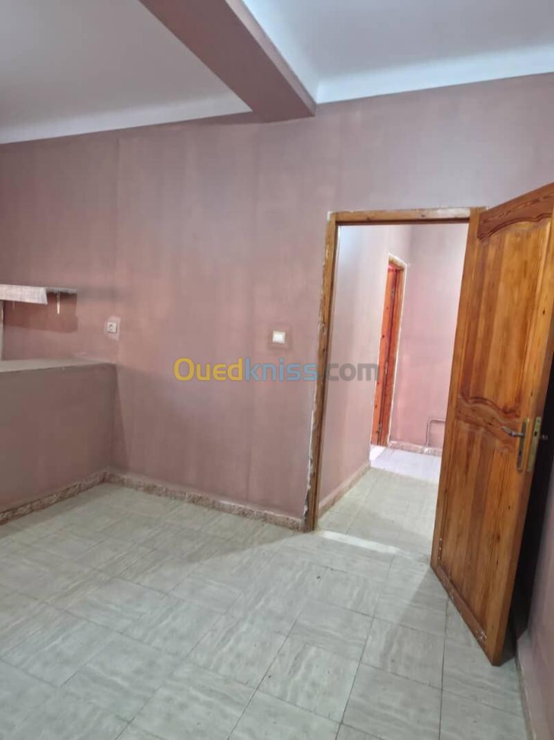 Location Appartement Niveau de villa F3 Alger Douera 10