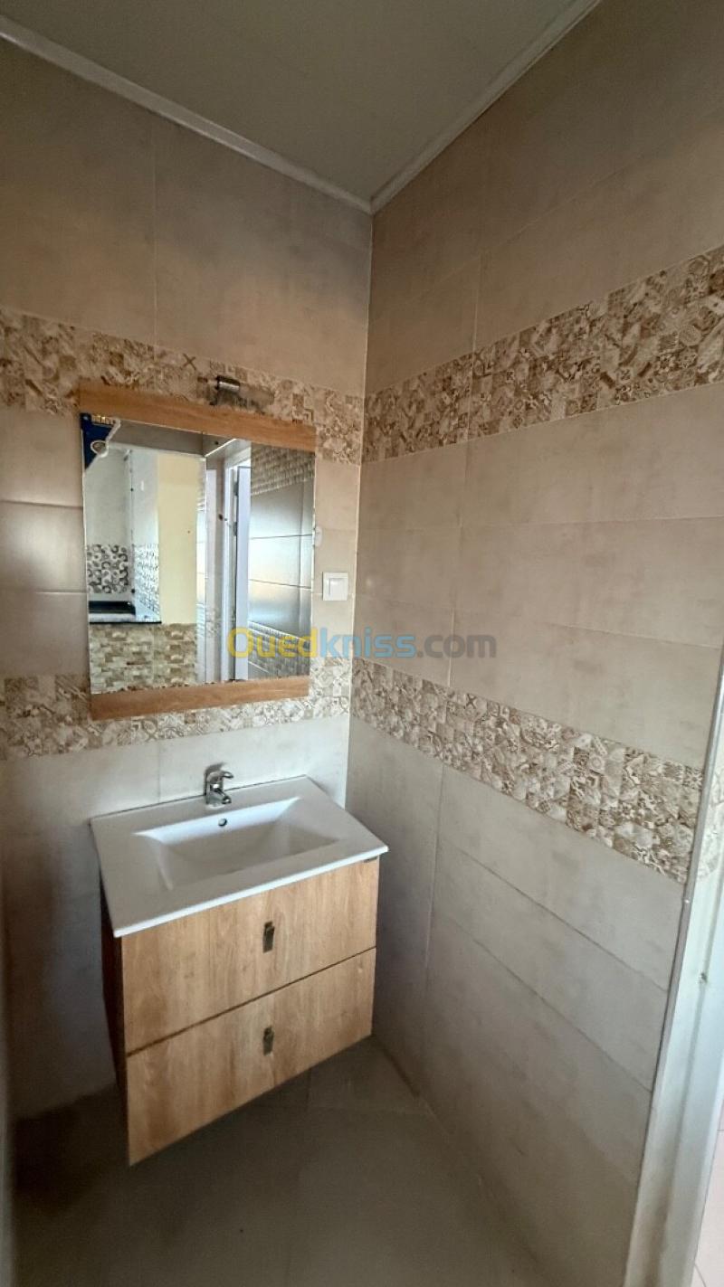Location Appartement Niveau de villa F4 Alger Douera 5