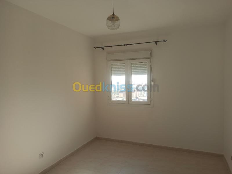 Location Appartement F4 Alger Mahelma 6