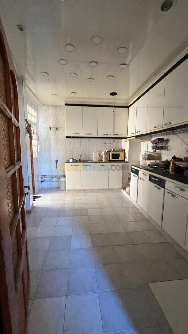 Vente Appartement F5 Annaba Annaba 8
