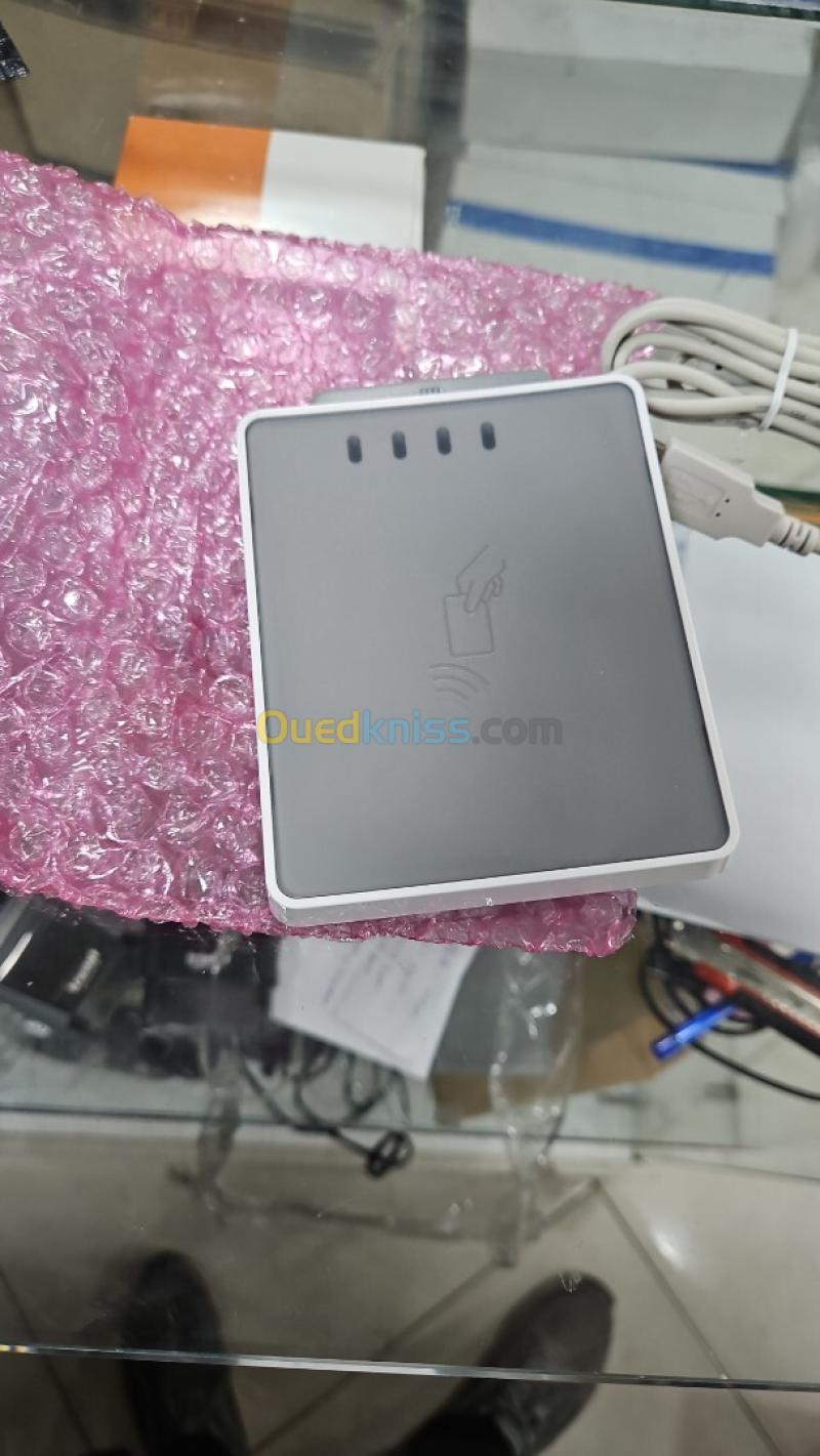 Lecteur biomitri icloud 4701