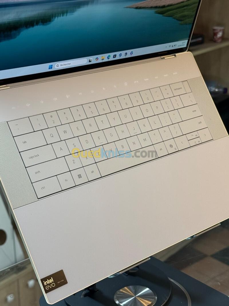 DELL XPS 16 9640 ULTRA 9 185H 32GO 1TO SSD NVME NVIDIA GEFORCE RTX4060 8GO GDDR6 4K TACTILE 10