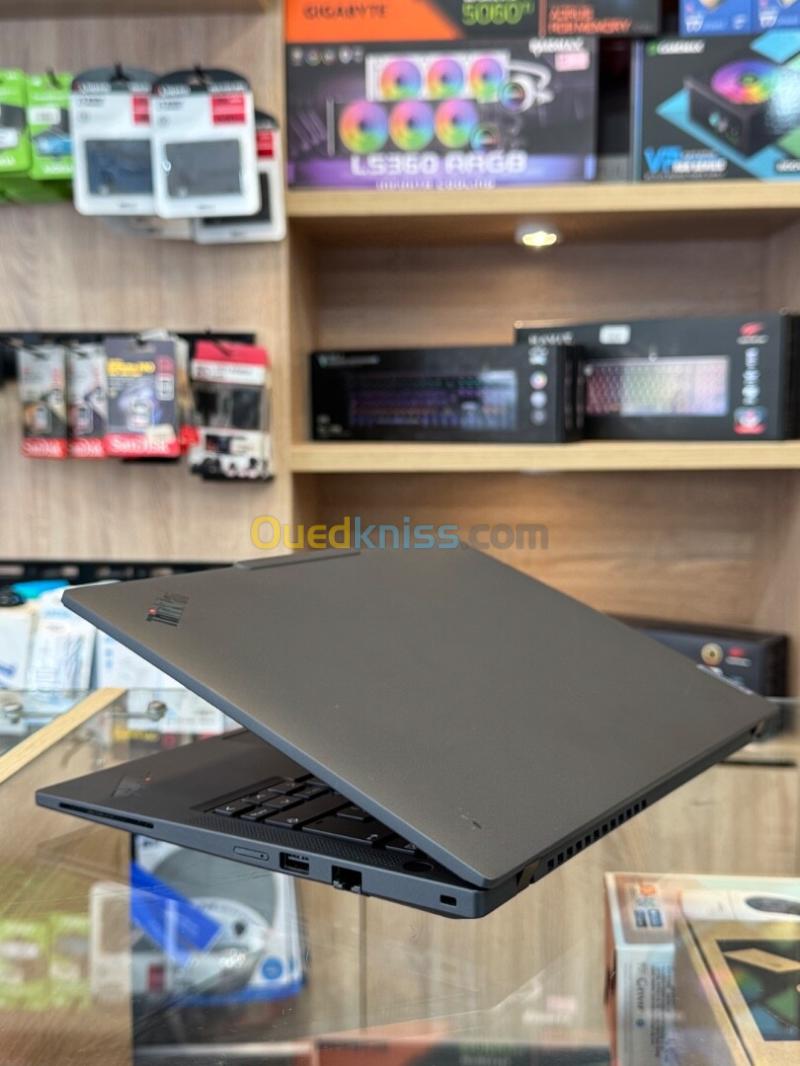 Lenovo T14 Gen 6 ULTRA 7 255U 32GB 1TB SSD ÉCRAN 14" FHD 4
