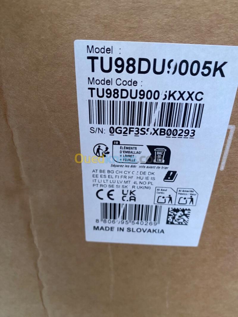 TV SAMSUNG CRYSTAL 98" DU9005 4K TV XXL 3