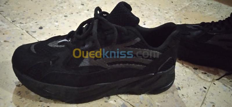 Yeezy sale 700 ouedkniss