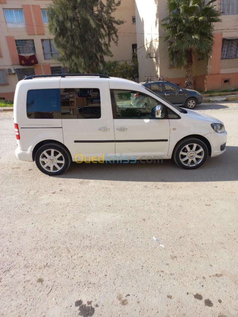 Volkswagen Caddy 2011  10
