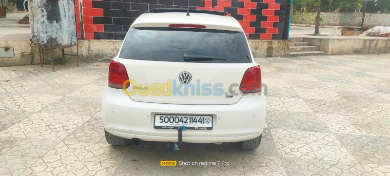 Volkswagen Polo 2014 Life 4