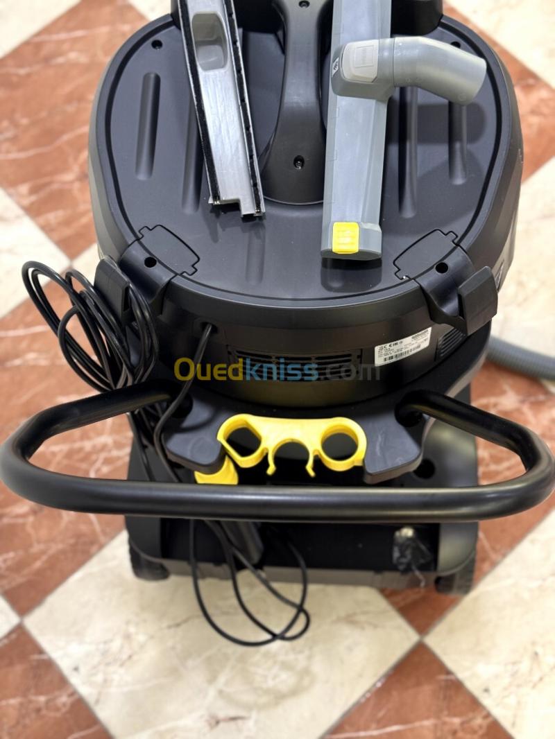 Aspirateur eau et poussières NT 70/3 - marque Kärcher 6