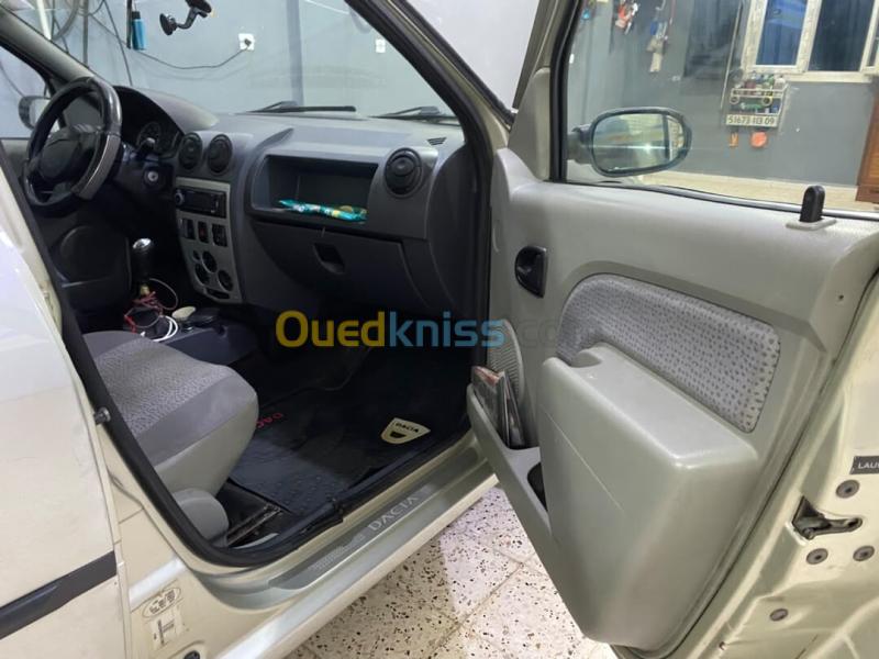 Dacia Logan 2006 Base clim 18