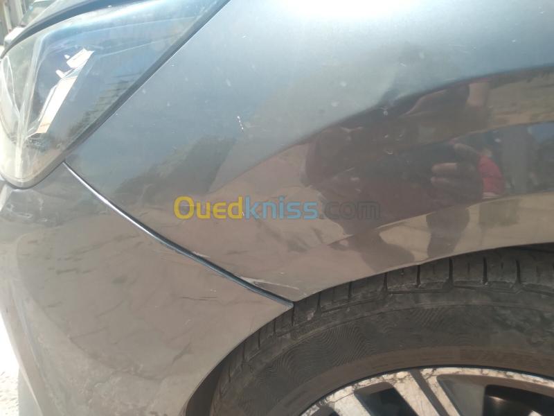 Peugeot 208 2022 Allure 2