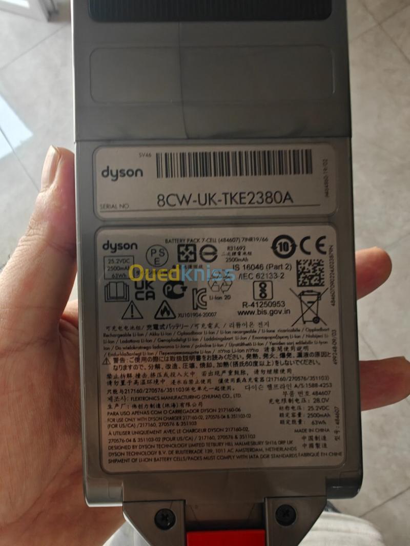 Dyson v12 3